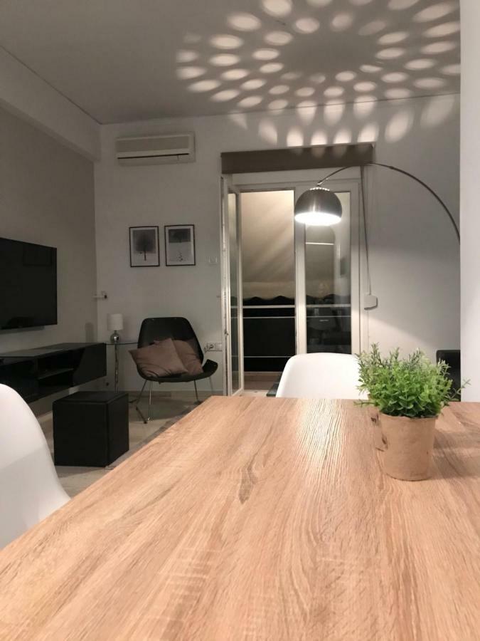 Renovated Minimal Apartment Next To Metro Atenas Exterior foto