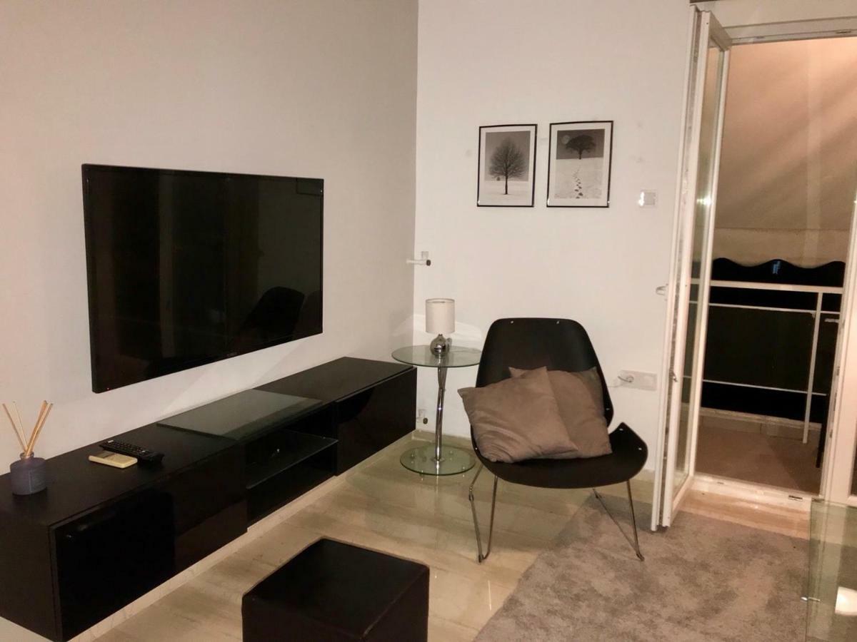 Renovated Minimal Apartment Next To Metro Atenas Exterior foto