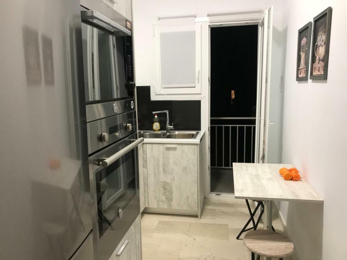 Renovated Minimal Apartment Next To Metro Atenas Exterior foto